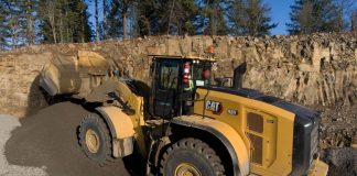 Ce avantaje oferă utilajele compacte moderne în șantierele urbane și municipale?